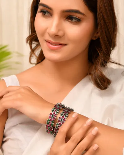 GlamPipe Bracelet - Unique Handcrafted Jewelry and Smoke Pipe Accessory